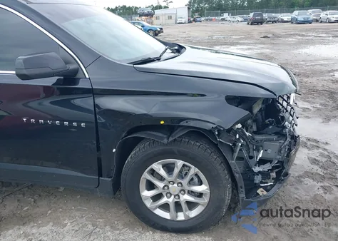 2021 Chevrolet Traverse Fwd Ls z USA, uszkodzony, nr VIN 1GNERFKW0MJ244559